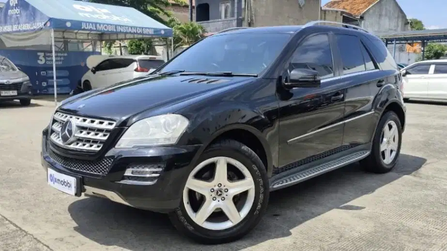 LIKE NEW - Mercedes-Benz ML350 3.5 Bensin-AT 2010