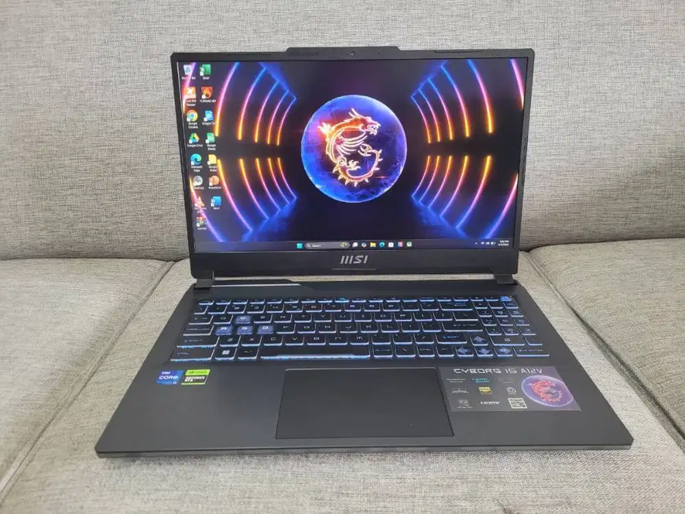 DIJUAL LAPTOP GAMING MSI CYBORG 15 CORE I7 12650H | RAM 32GB | RTX 405