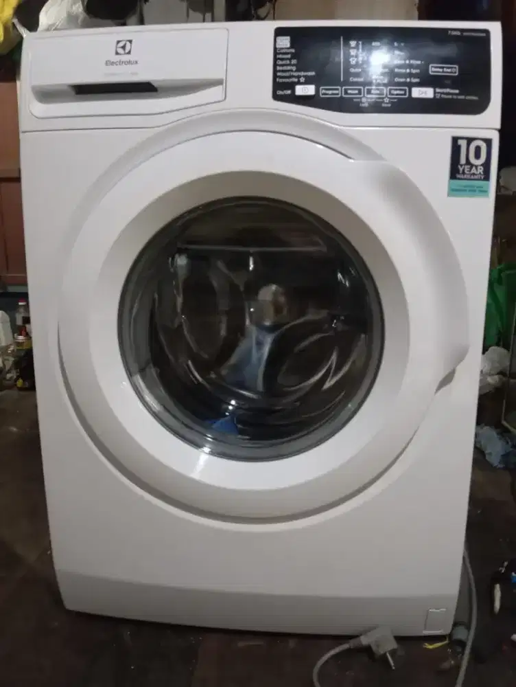 Dijual mesin cuci Electrolux siap paka