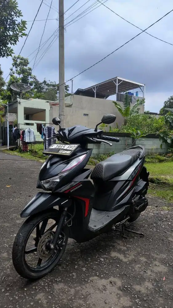 Beat Deluxe 2022 KM Rendah 20rban!!