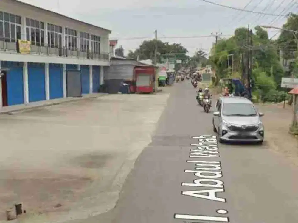 di jual tanah 200  meter  SHM ada bangunan nya di jln raya utama abdul wahab sawangan