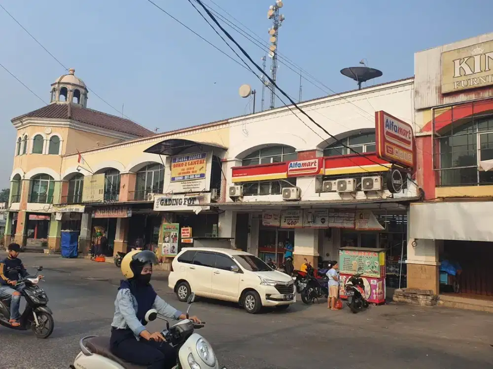 Dijual Ruko 2 Lantai di Jalan Utama Mutiara Gading Timur Bekasi – Lokasi Ramai, SHM