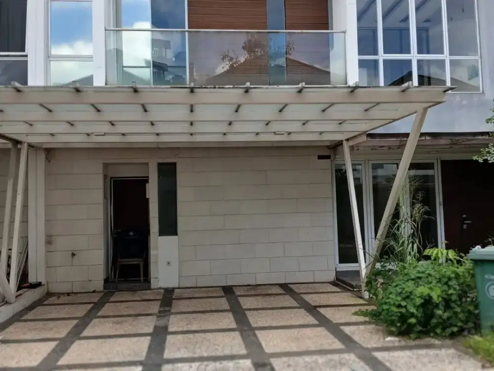 Dijual Cepat! Rumah Riviera Puri Indah Luas 211 M², Dekat Mall & Tol Karang Tengah