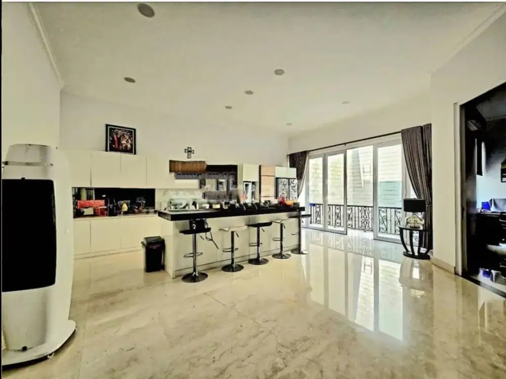 Rumah Mewah Di Alam Sutera Tangerang SHM Fully Furnished