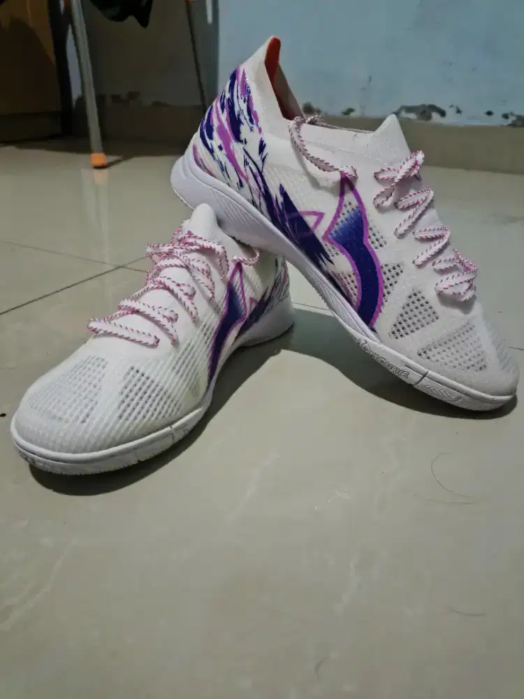Sepatu Futsal Catalyst Liberte V5, Size 41 (Jual Cepat)