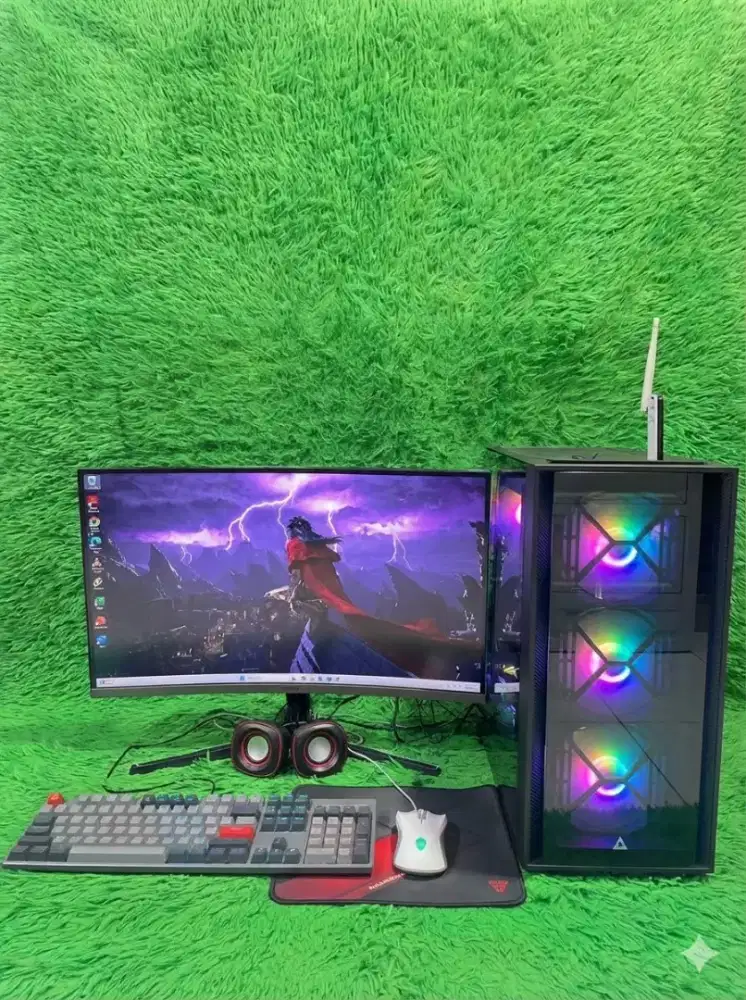 Pc rakitan Fullset,pemakaian 3 bulan. mulus dan normal