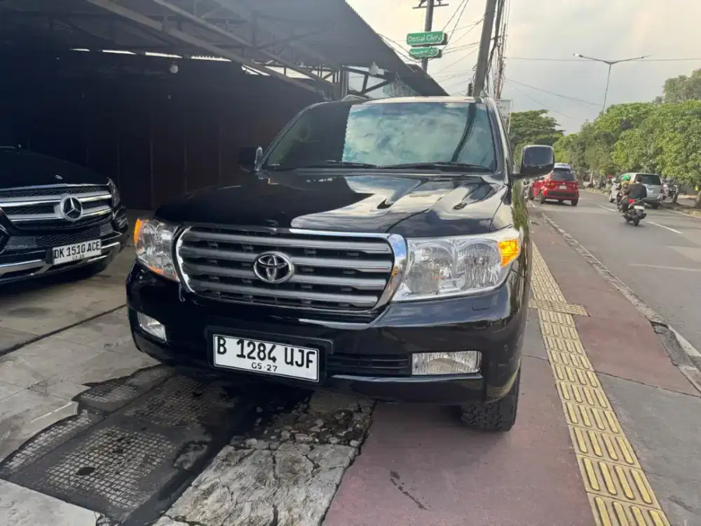 Landcruiser diesel VX200 th 2011 AT