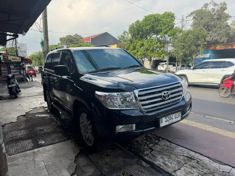 Landcruiser diesel VX200 th 2011 AT