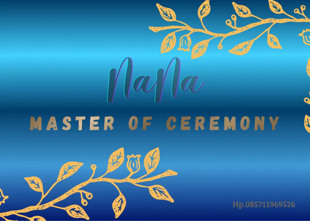 Membuka jasa pembawa acara kecil-kecilan/pernikahan