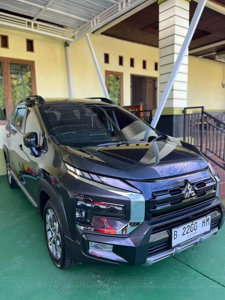 Xpander cross 2023 matic low kilometer