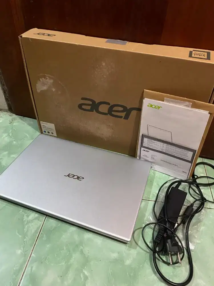 Acer Aspire Intel Celeron N5100 RAM 4GB - Lengkap Mulus Like New