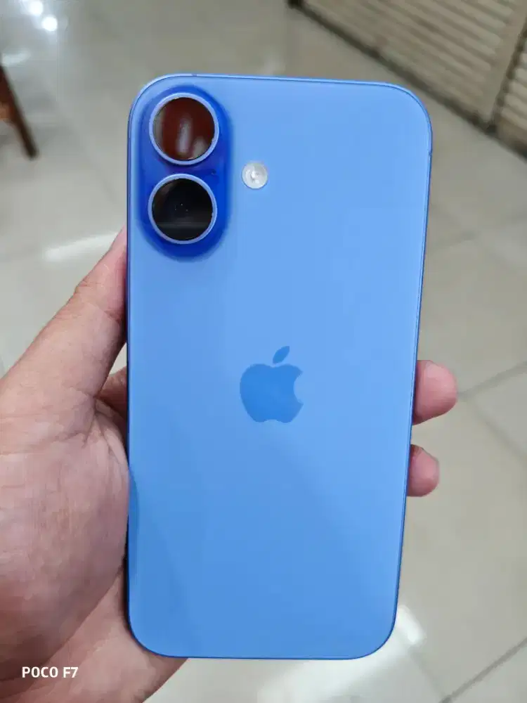 Iphone 16 128 Blue ibox like new