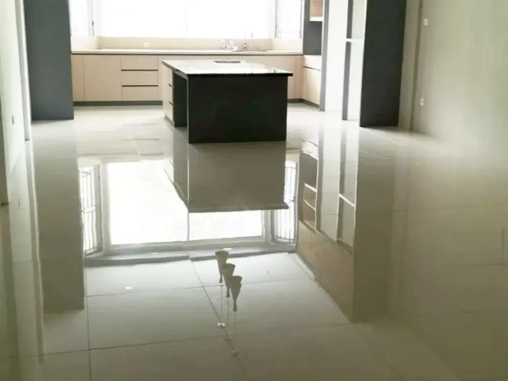 Ruko 3 Lantai Semi Furnished di Bumi Kopo Kencana