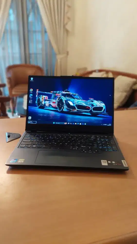 Bismillah dijual laptop lenovo core i7gen11 ram 16gb