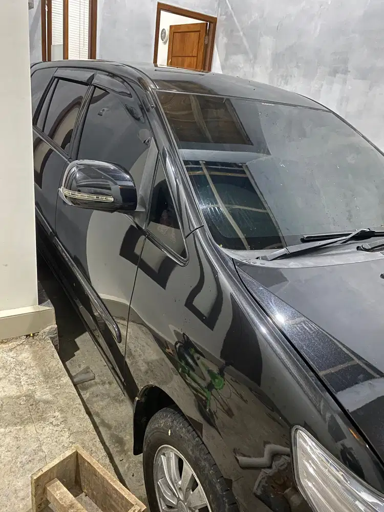 Toyota Kijang Innova 2012 Bensin