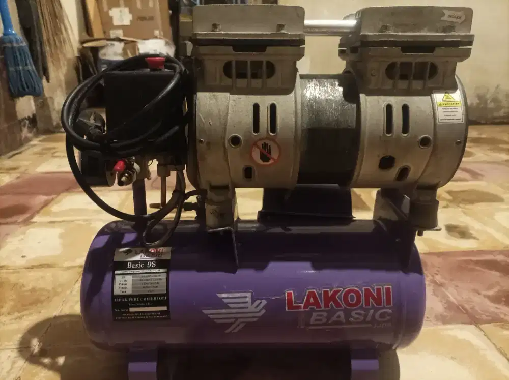 COMPRESSOR LAKONI OILLESS 
Silent Basic 9S 0,75 3/4 HP