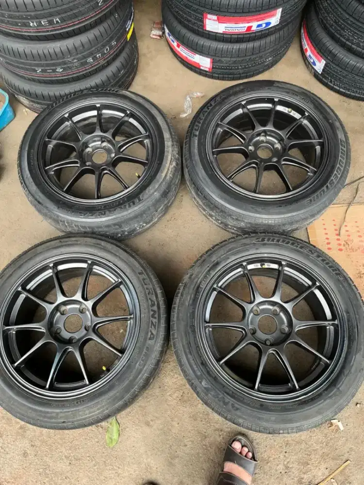Wedssport tc105 by SSW Thailand ring 17x8 pcd 5x114,3 ET38 ban 215/55