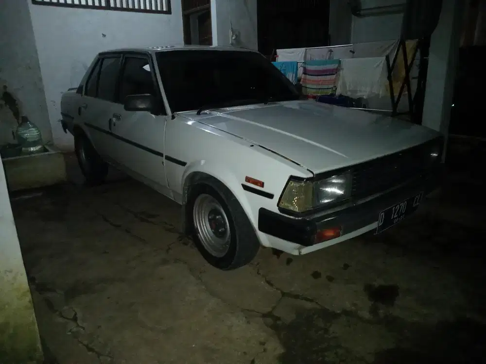 Toyota Corolla 1982 Bensin