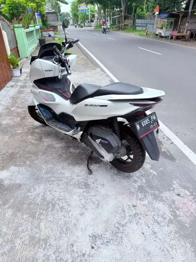 PCX 160 2022 September Putih