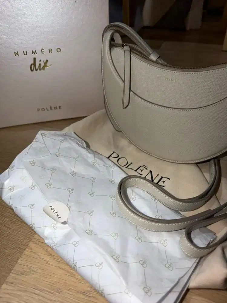 DIJUAL DIBAWAH PASARAN