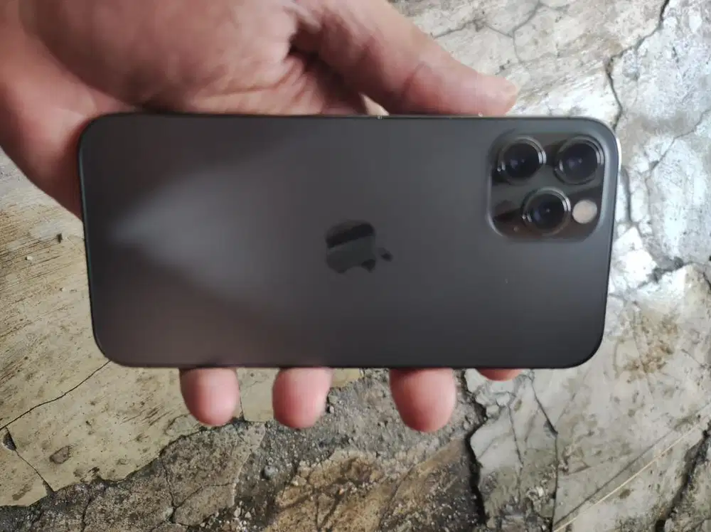 iPhone 12 pro 256 inter