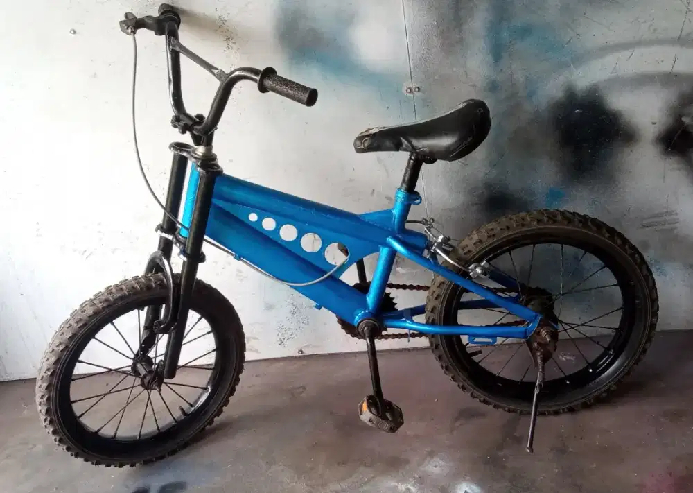 Sepeda bmx 16in