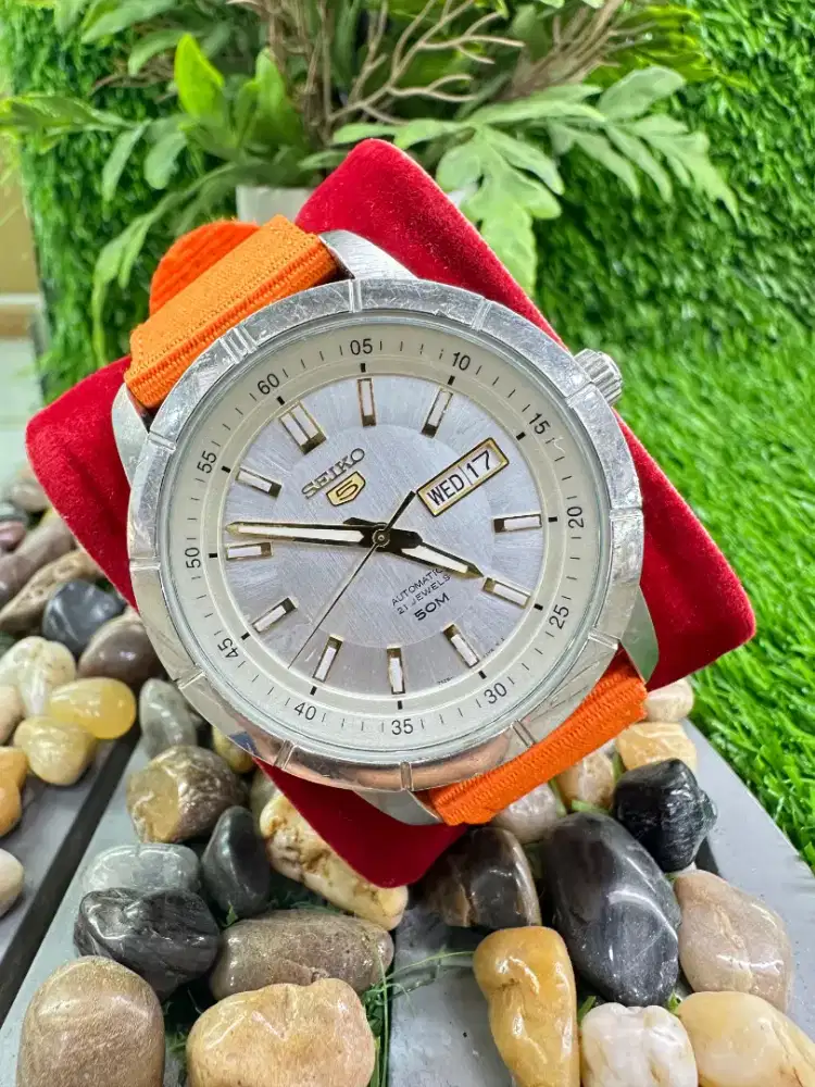 Seiko 5 Automatic Silver Dial Original