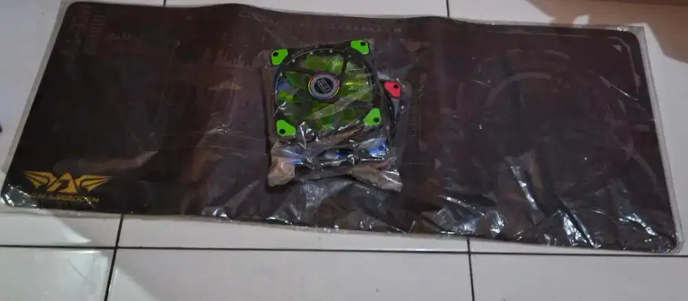 Dijual kipas rgb sama mousepad