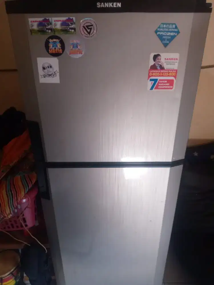 Kulkas sanken 2 pintu second
