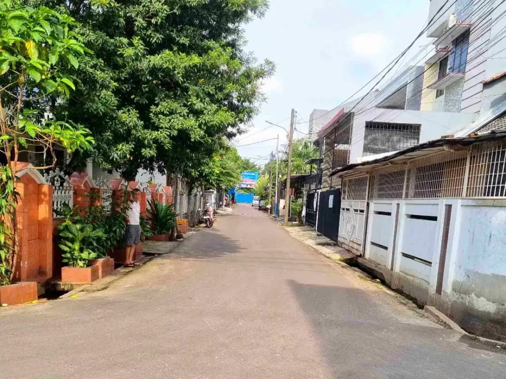 RUMAH HUK TAMAN RATU 1 LANTAI LOKASI STRATEGIS DAN BEBAS BANJIR