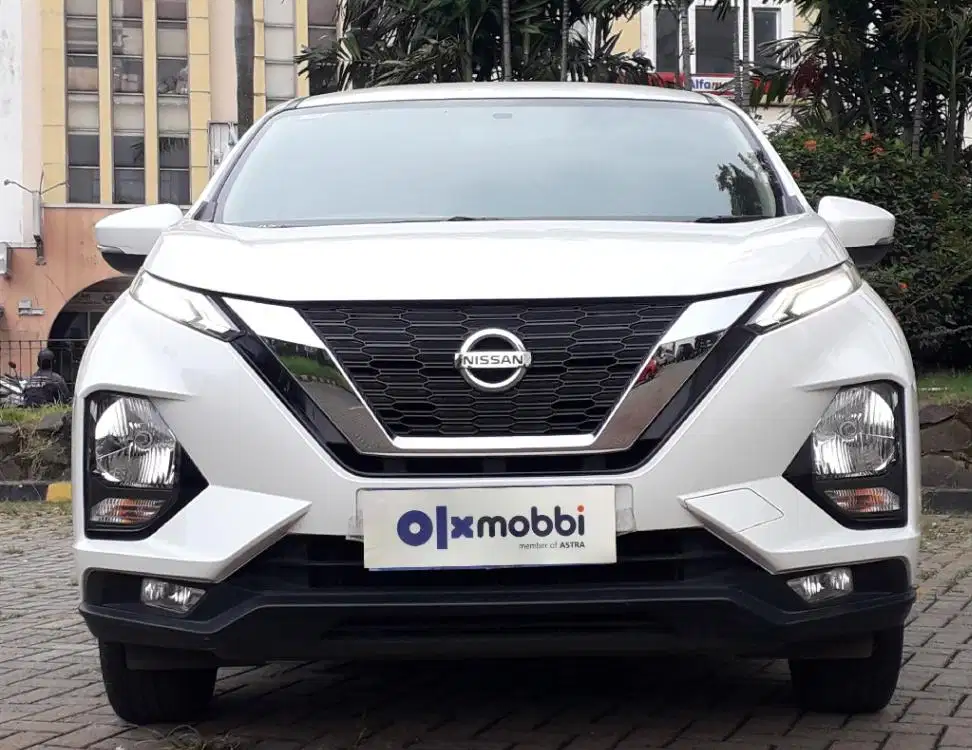 Garansi Mesin 1th Nissan Livina 1.5 EL Bensin-MT Putih 2019
