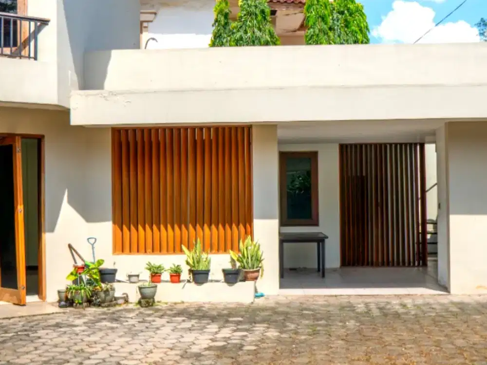 Menteng Dalam Rumah 2 Lantai