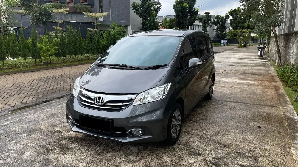 (Low Km70rb)(CASH)HONDA FREED PSD 1.5 E AT Tahun 2014 NIK 2013