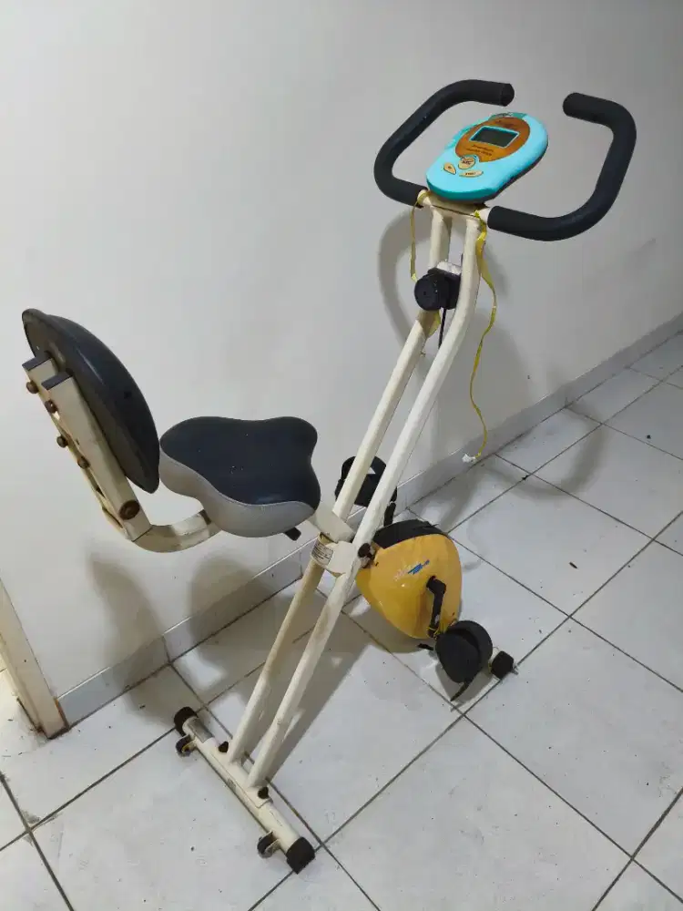 Sepeda statis olahraga