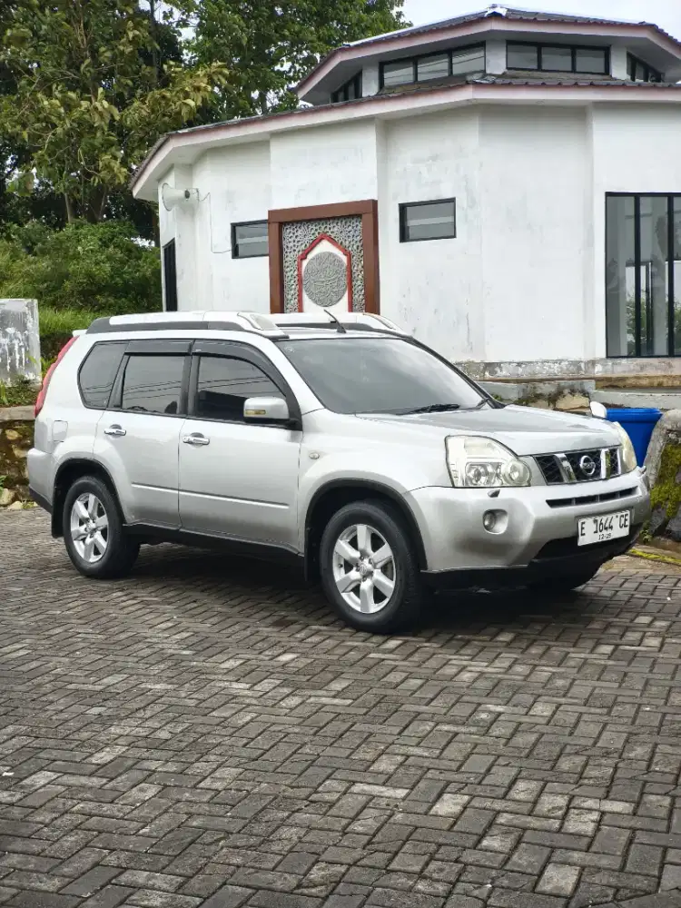 Nisan xtrail 2010 metic