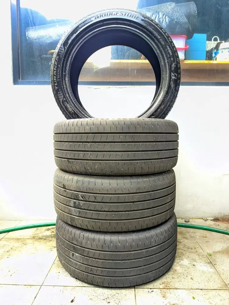 Ban Bekas 4pc Bridgestone Turanza T005 235 45 R18 nik 2022