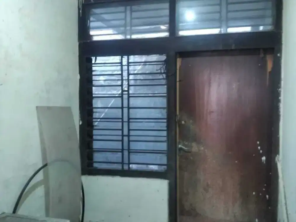 Dijual rumah murah  di kebonkawung dekat dengan stasion kereta api