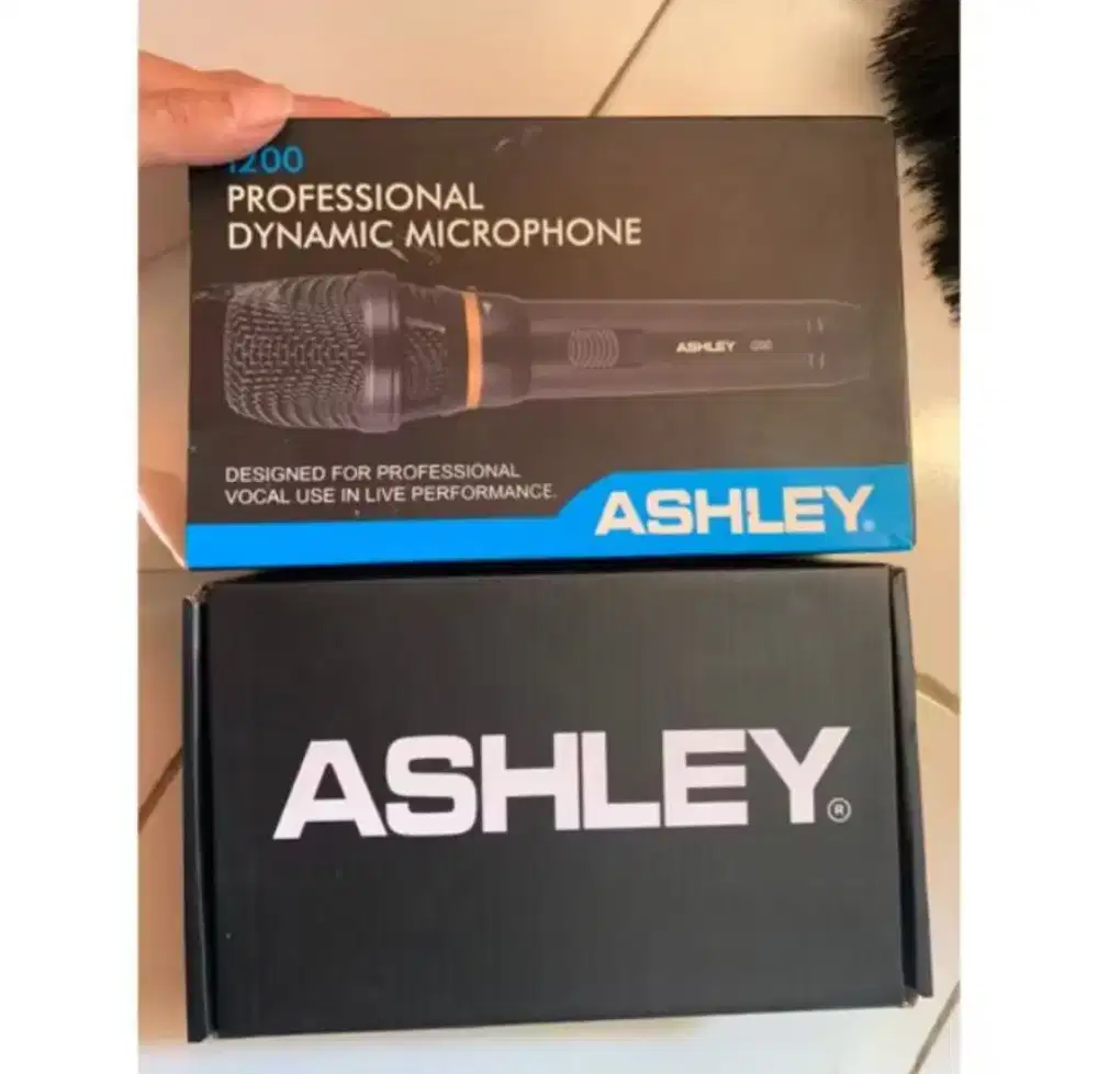 Mic ASHLEY i200 Fullshet