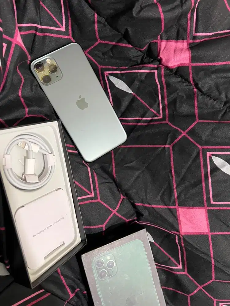 iphone 11 pro 256gb puas sesuai judul