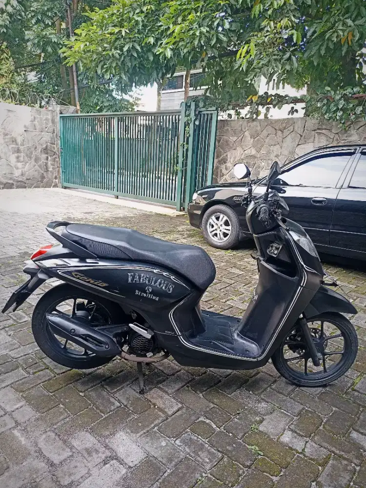 Honda Genio CBS ISS Mulus,mesin masih segel