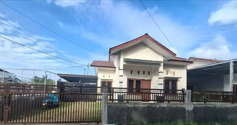 Disewakan Rumah Komplek
