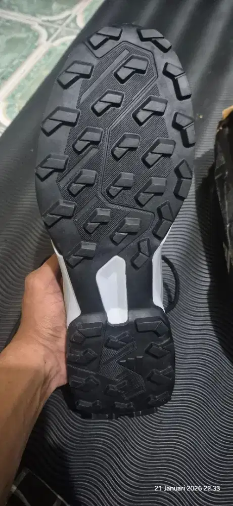 ADIDAS TERREX Trail Running ROCKR Blaze Ori 47