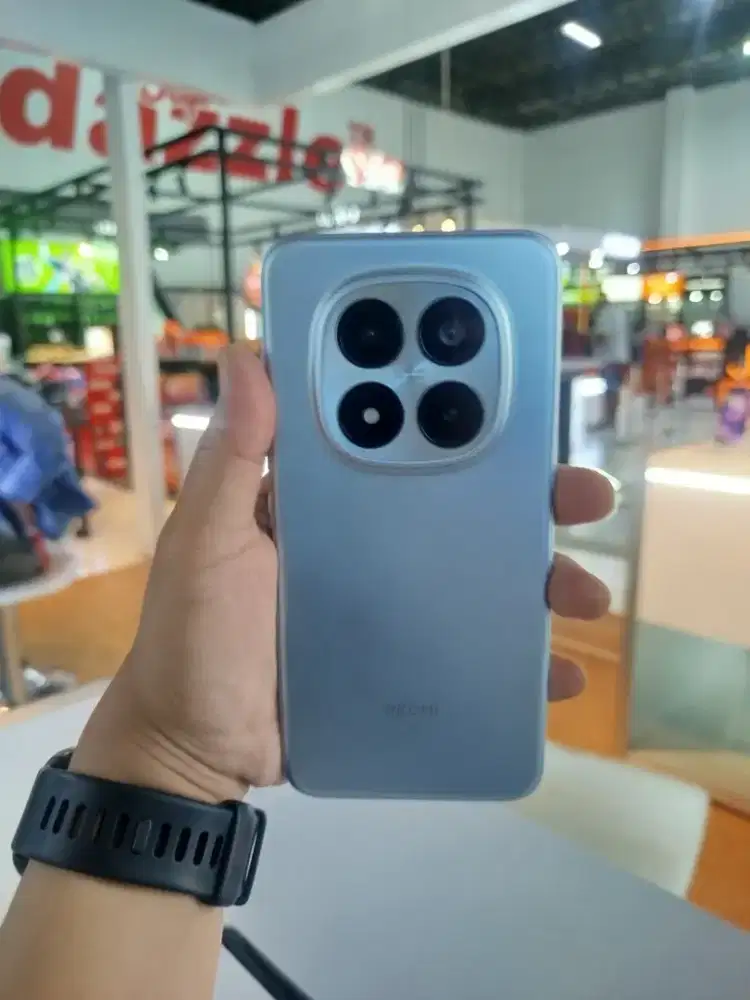 Redmi note 15 pro+ 5g 12/512 free Buds 6 play