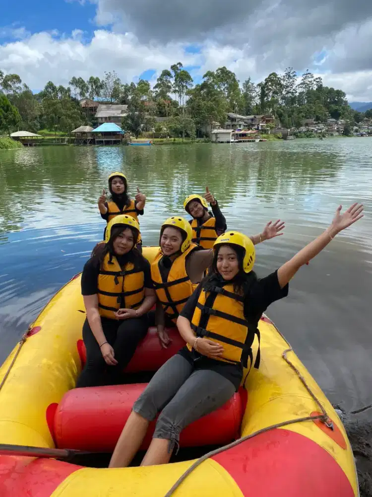 PAKET WISATA SITU CILEUNCA PANGALENGAN