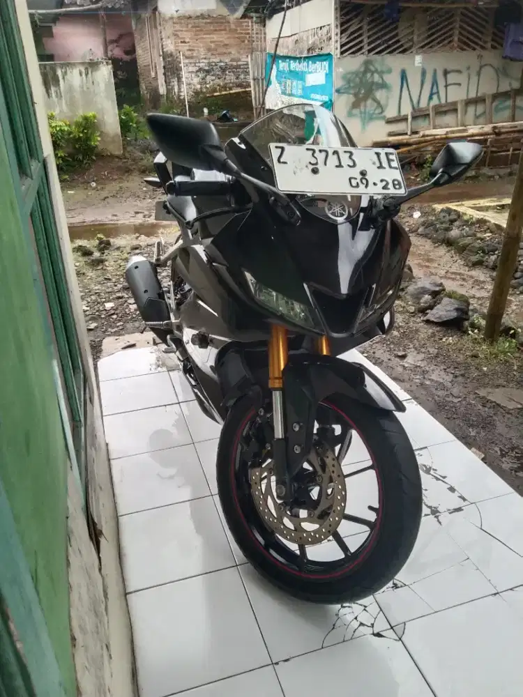 Di jual yamaha R15 V3 2018