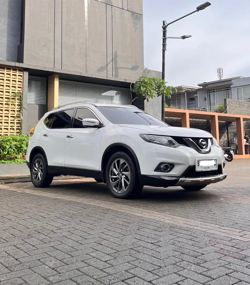 Nissan X-Trail 2015 Bensin