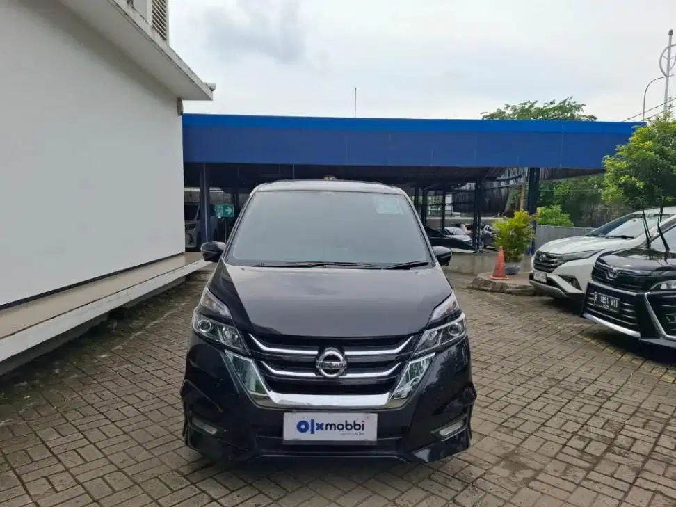 Garansi Mesin 1th Nissan Serena 2.0 Highway Star Bensin-AT Hitam 2022