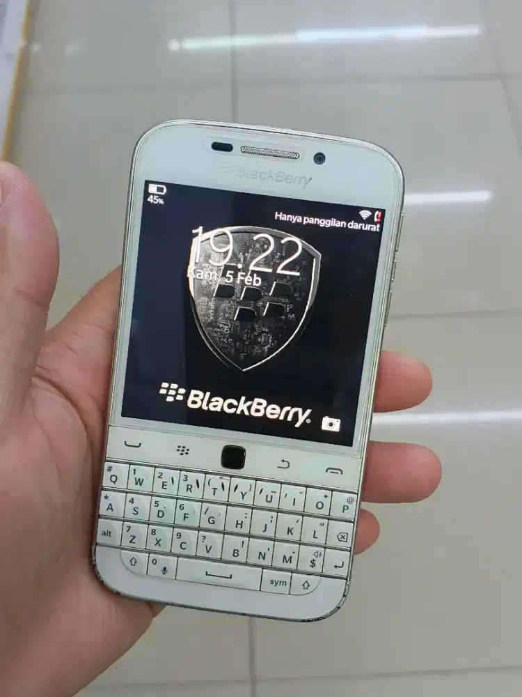 Blackberry q20 touch screen normal terawat