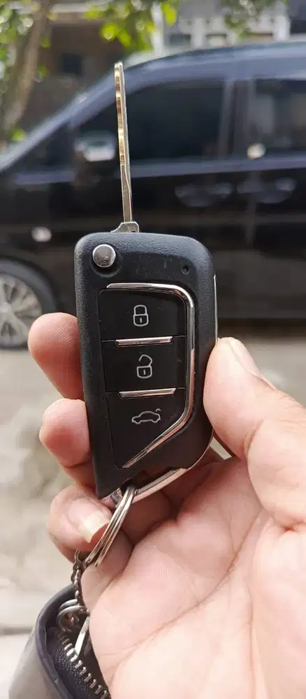 Nissan Serena 2009 Bensin