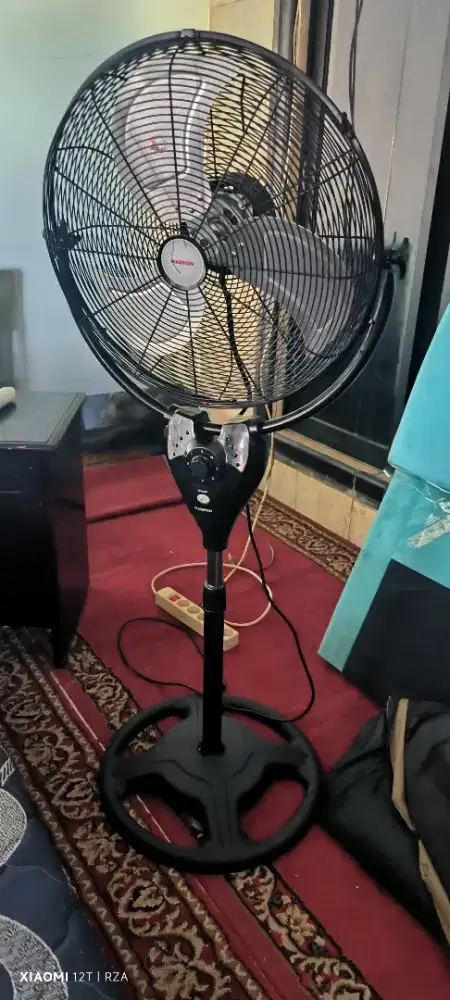 Kipas angin berdiri standing Maspion 20 inch